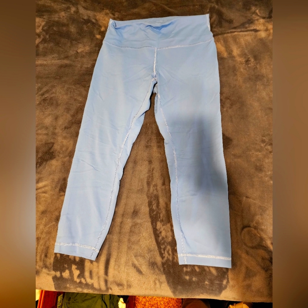 Lululemon Wunder Train Cropped 23" Size 12